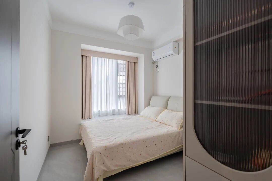 127㎡现代简约：温柔浅色系，以减法没学重塑空间形态！