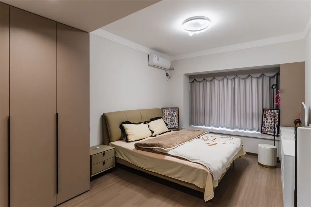 109㎡现代简约：超大横厅+大平层，向内探索空间情绪！