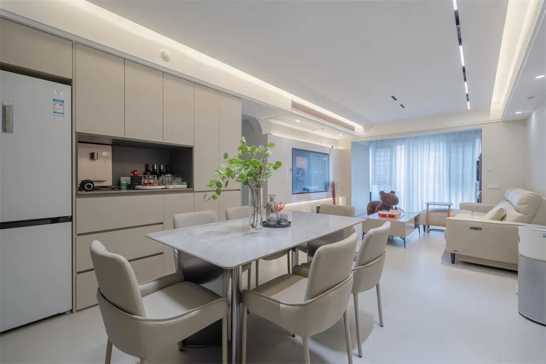 135㎡质感轻奢：色彩温柔淡雅，在平淡美好中与生活相拥！