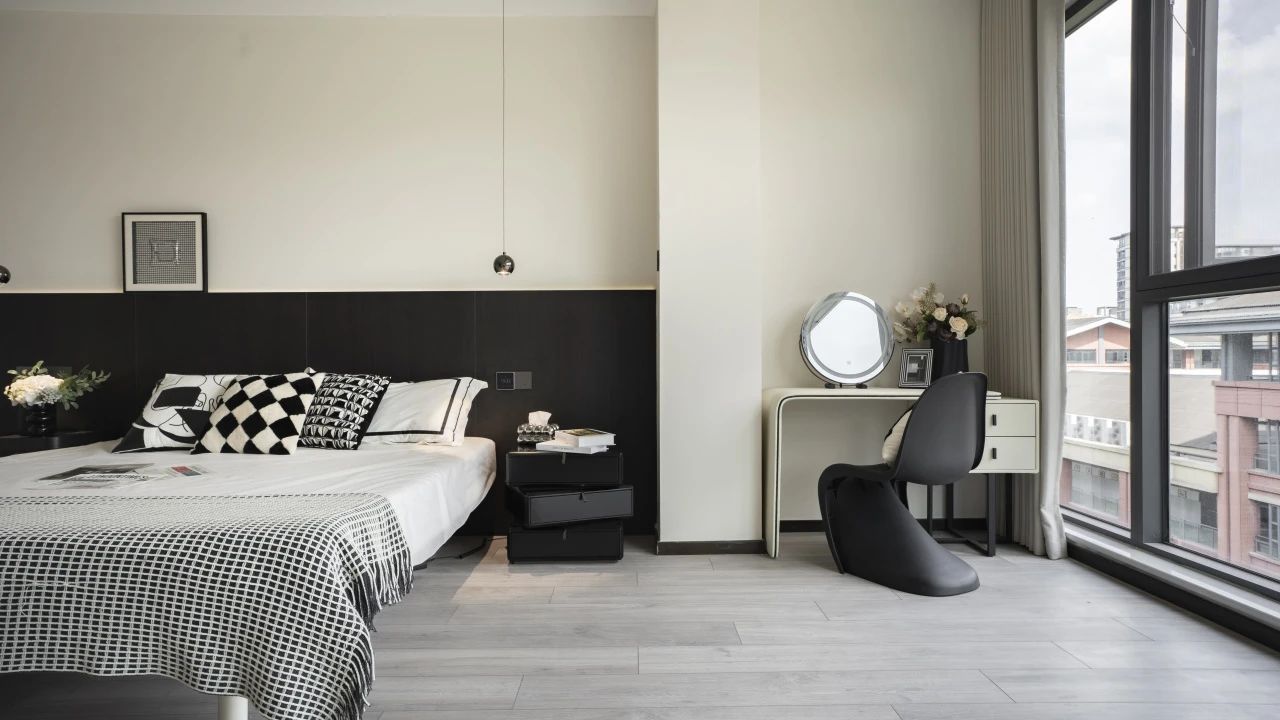 110平现代风格。简单温馨的家