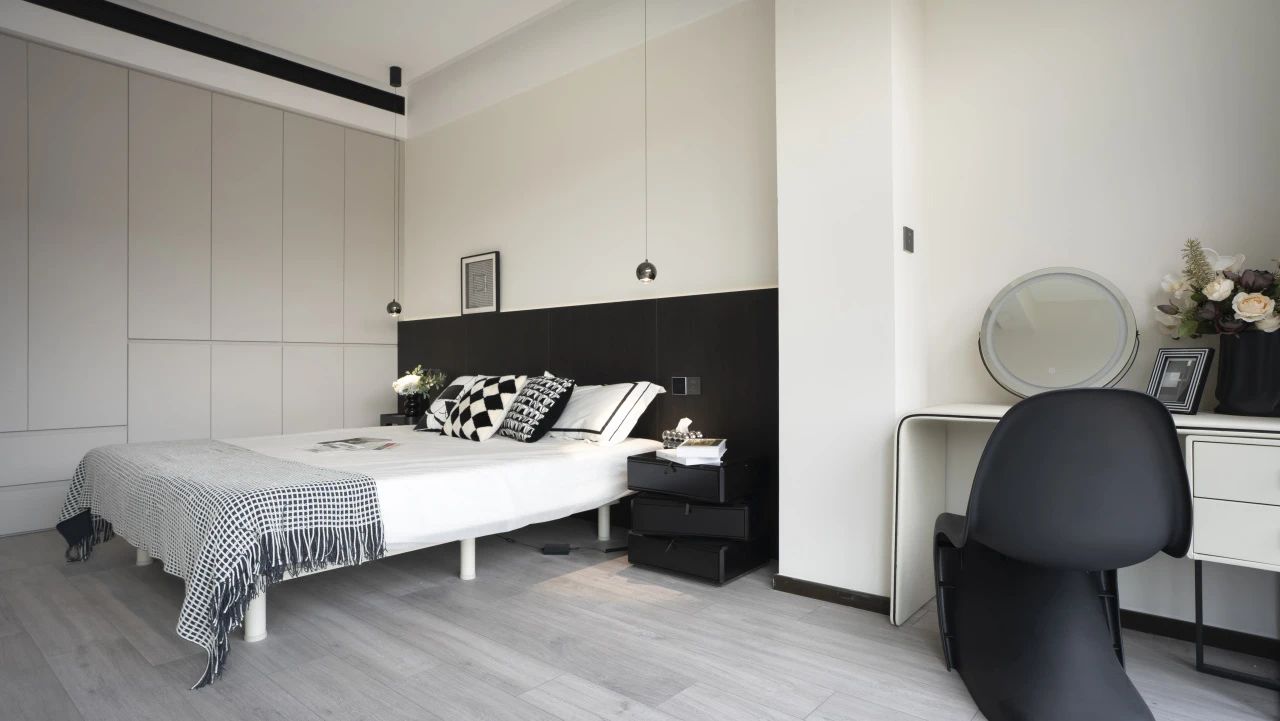 110平现代风格。简单温馨的家