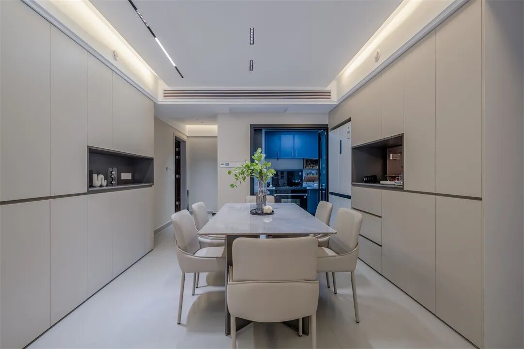 135㎡质感轻奢：色彩温柔淡雅，在平淡美好中与生活相拥！