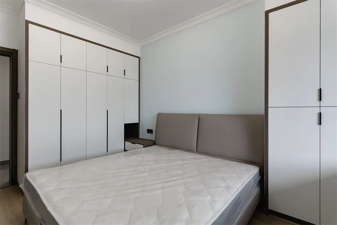  142㎡极简风：块面化设计，打造实用与美观并存的现代美宅！