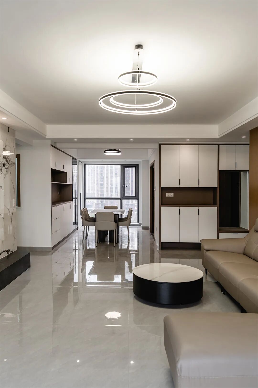  142㎡极简风：块面化设计，打造实用与美观并存的现代美宅！