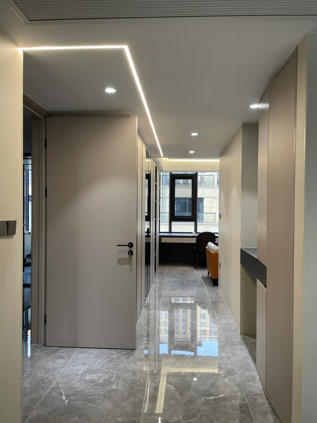 110平现代风格，简单的搭配，也可以提升装修的整体效果	