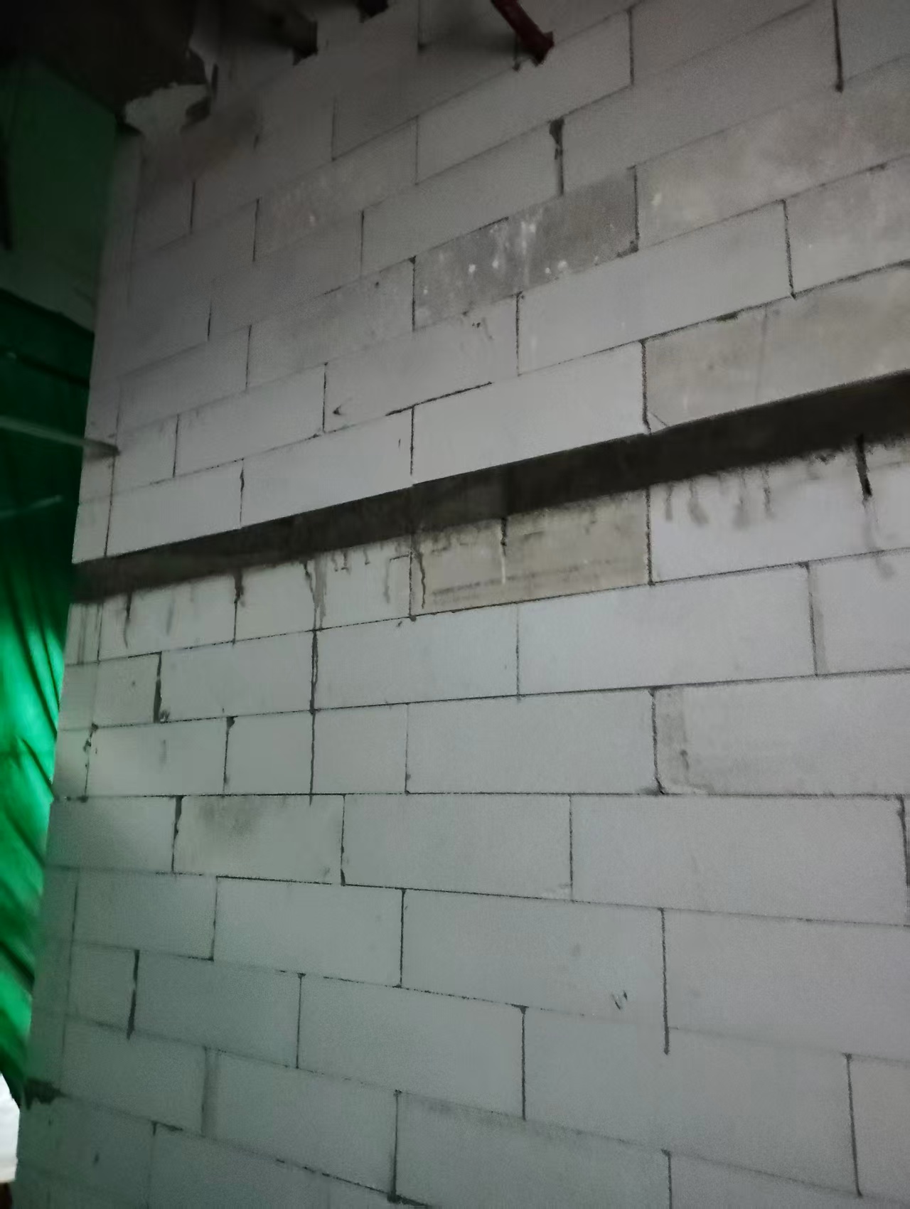 轻质砖隔墙工程