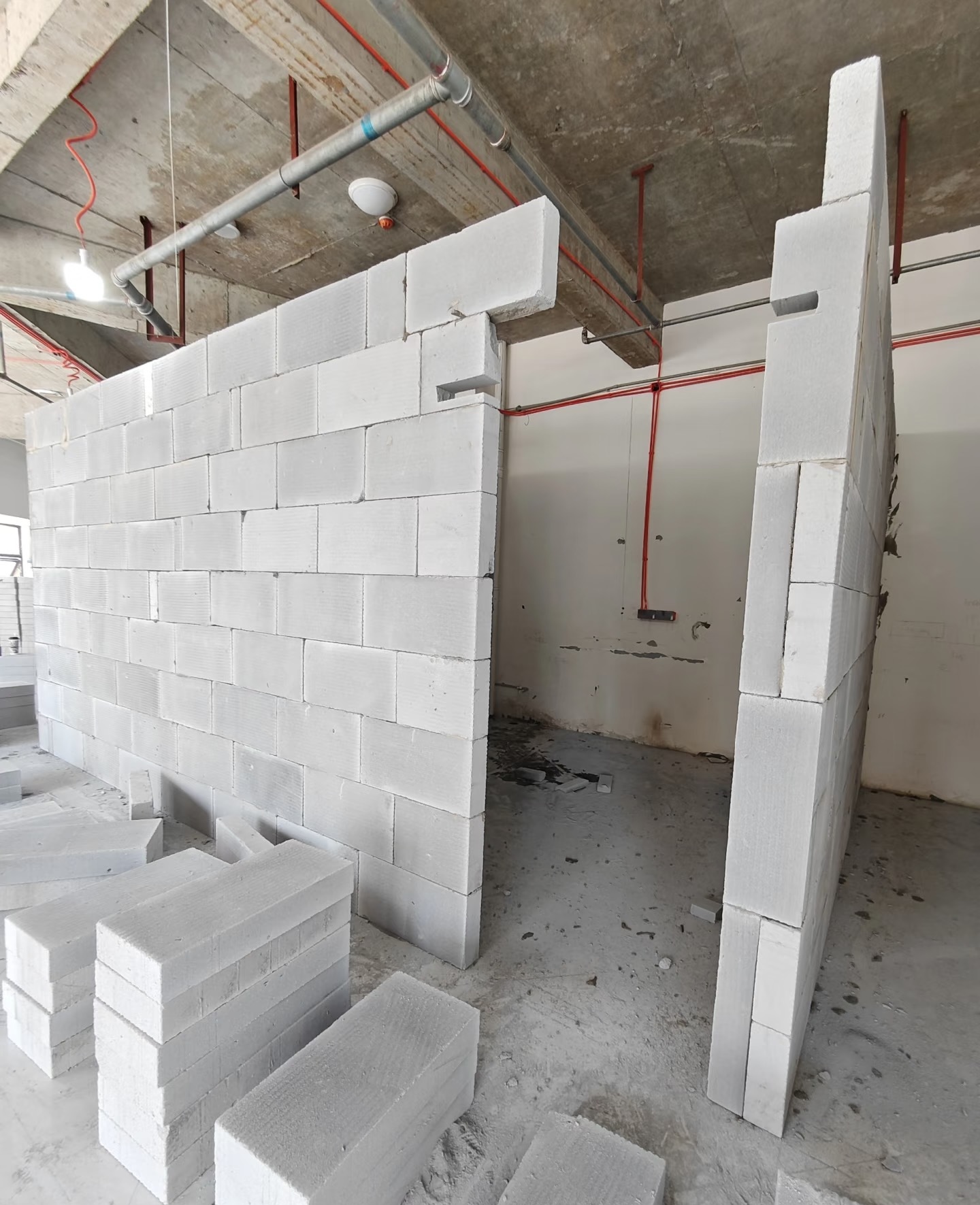 棋牌室包间砌墙