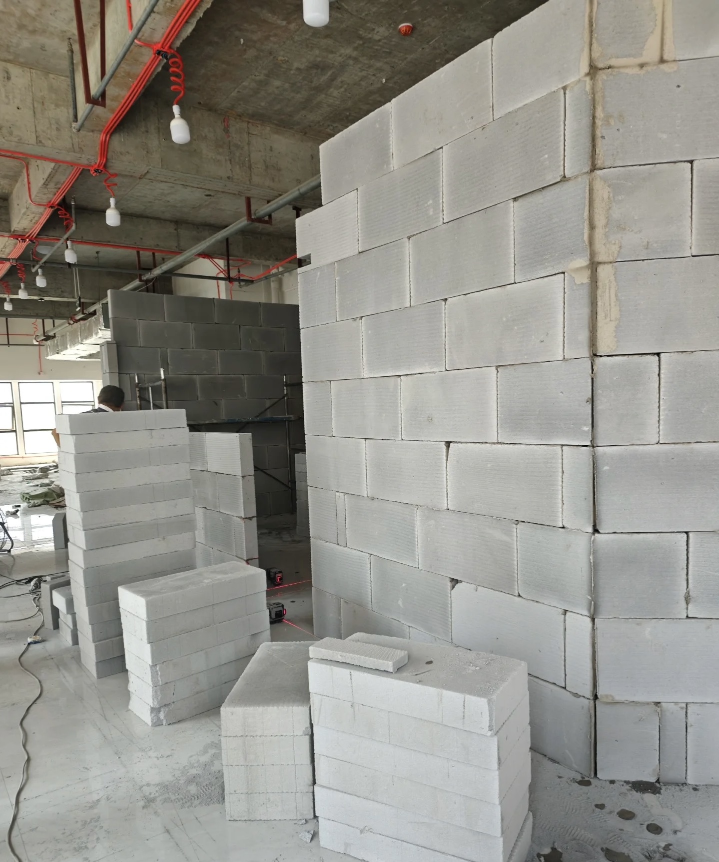 棋牌室包间砌墙