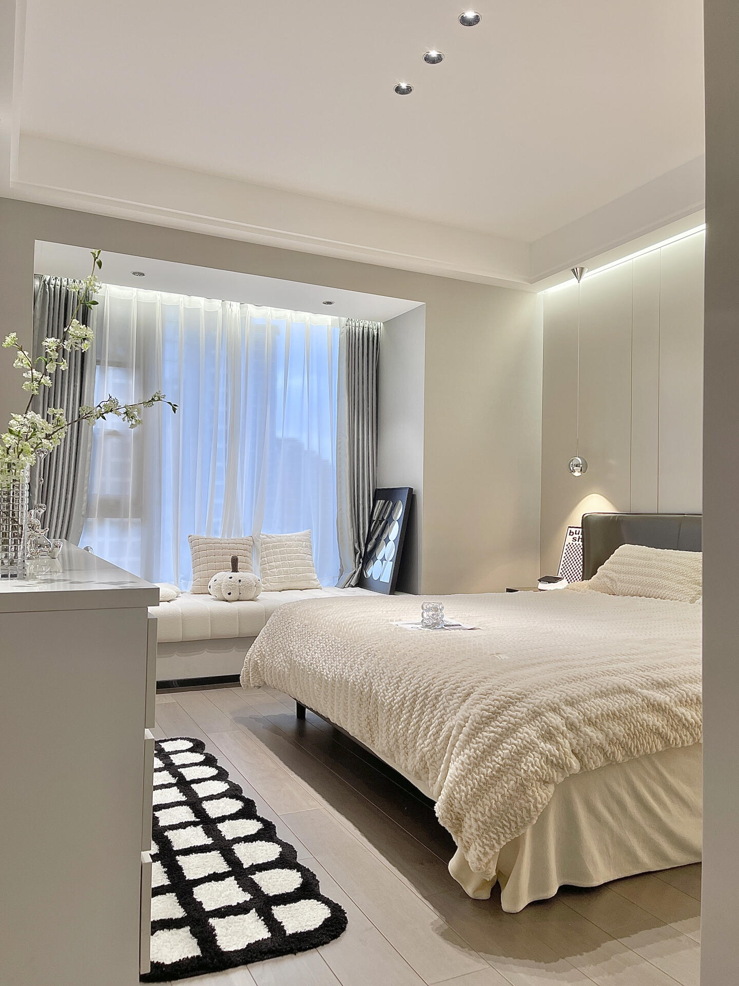 127平现代风格，用色搭出温情，越简单反而越高级！