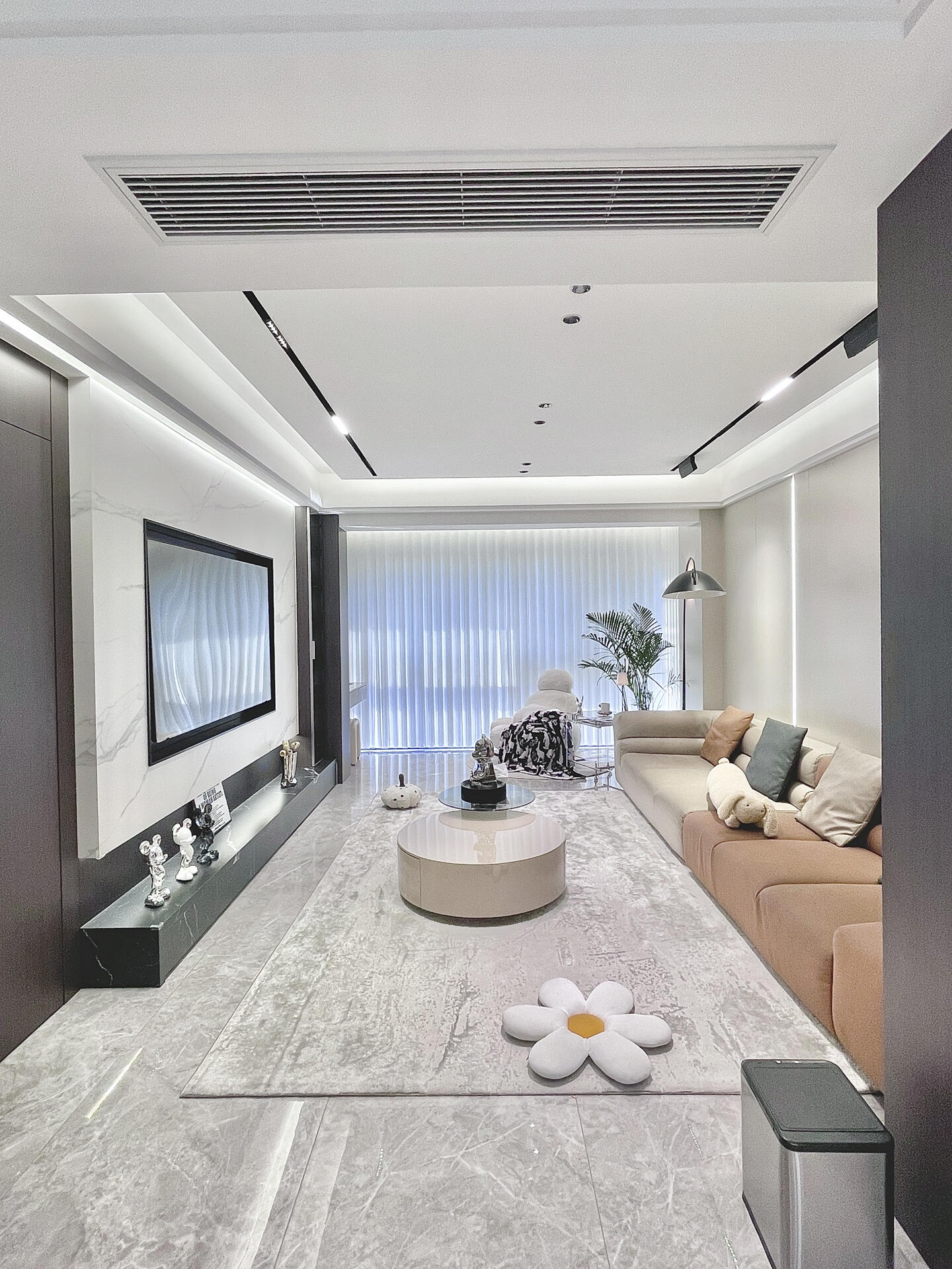 127平现代风格，用色搭出温情，越简单反而越高级！