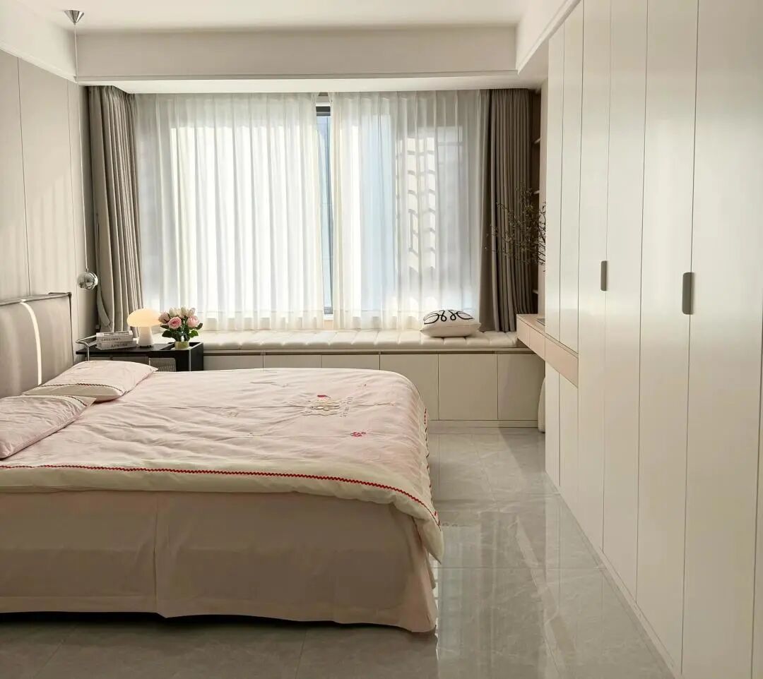 127平《现代简约风格：在克制与实用间，解锁生活的极简高级感》