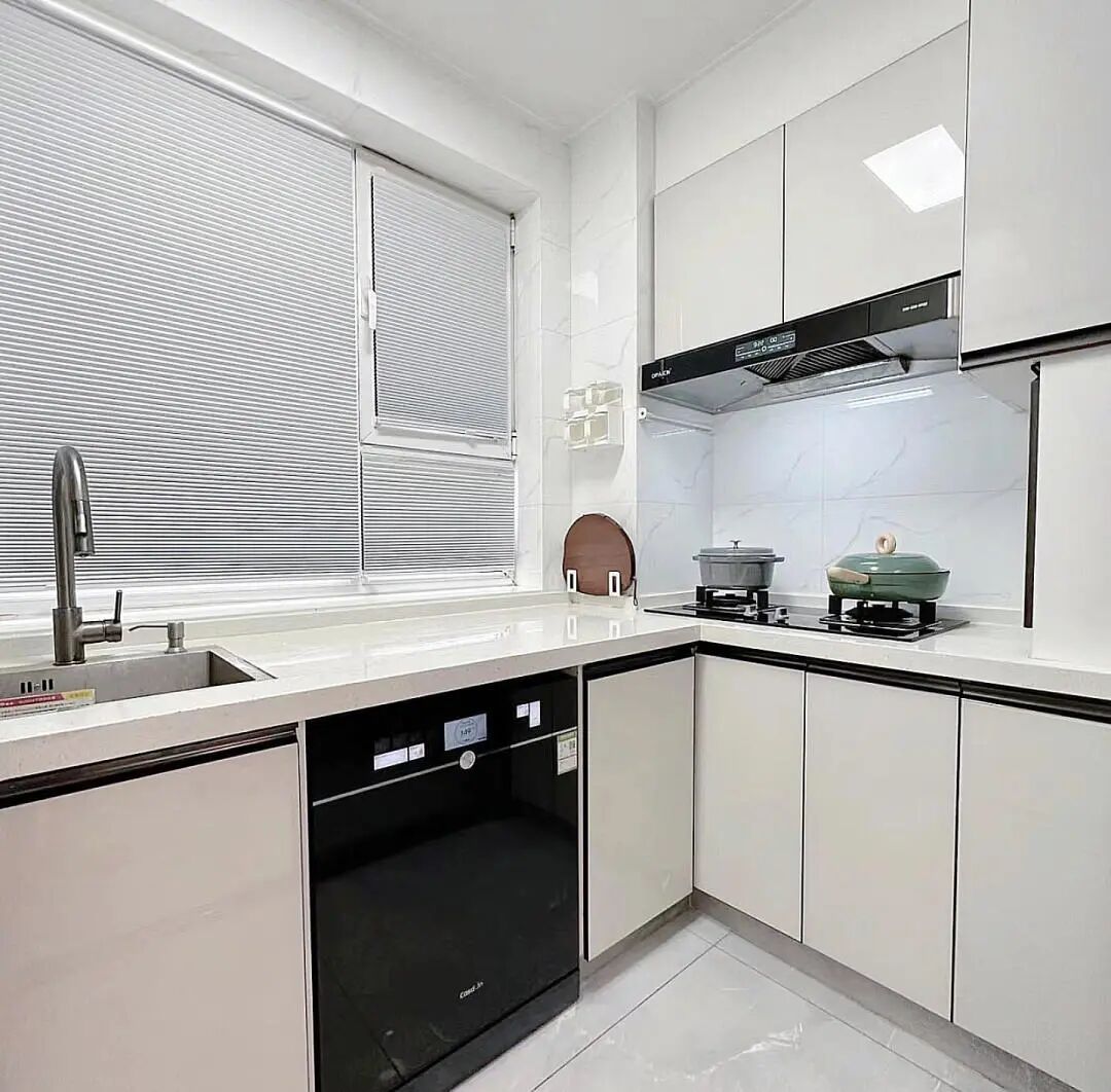 现代简约风装修案例：让家回归舒适本真！