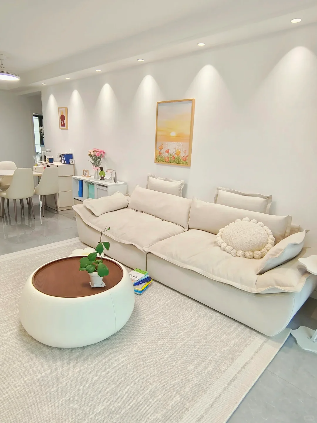 油漆工完工案例分享 ，穷装，简单刮个大白墙！