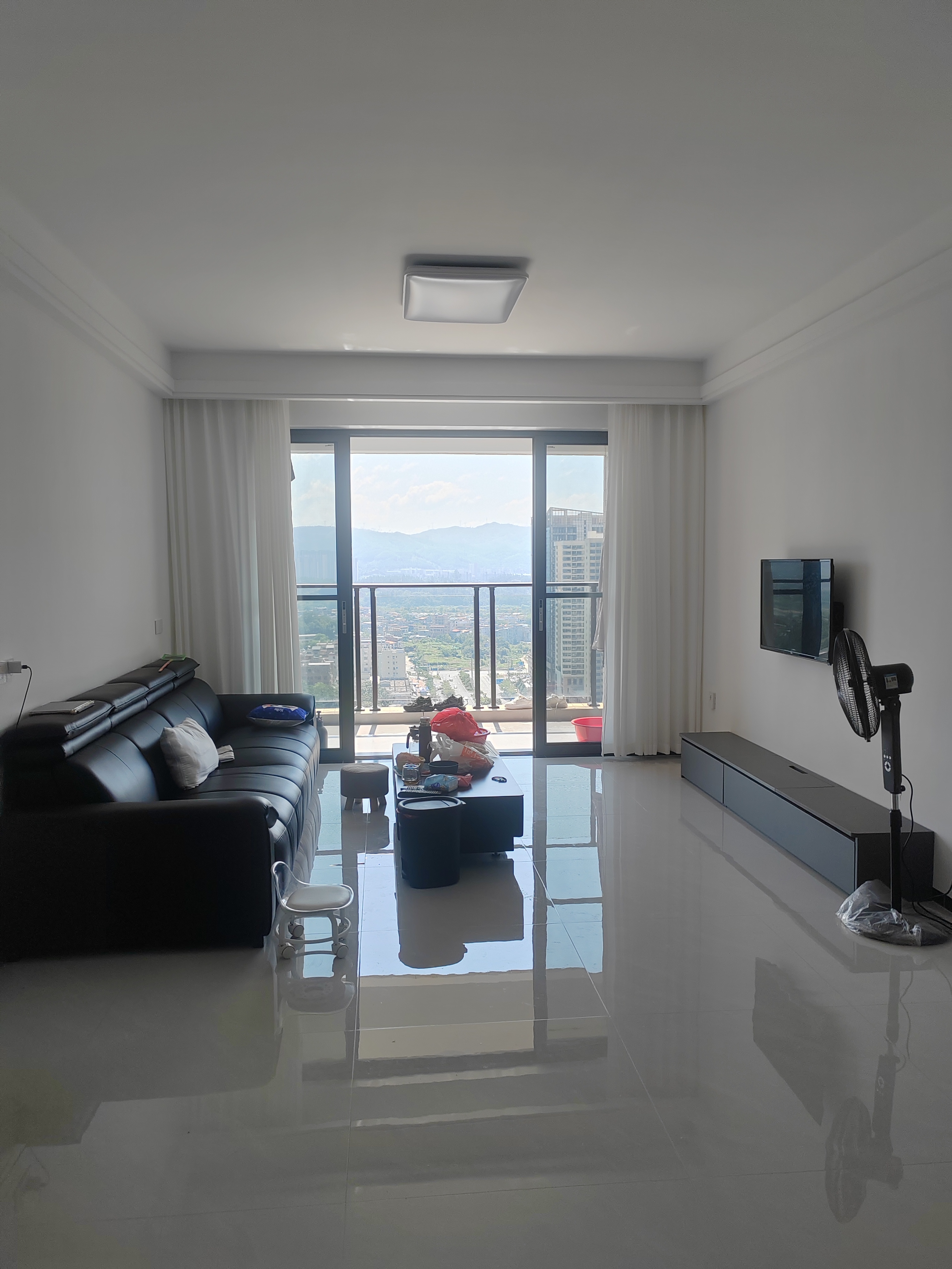 河源110平方现代风格装修完工才10万