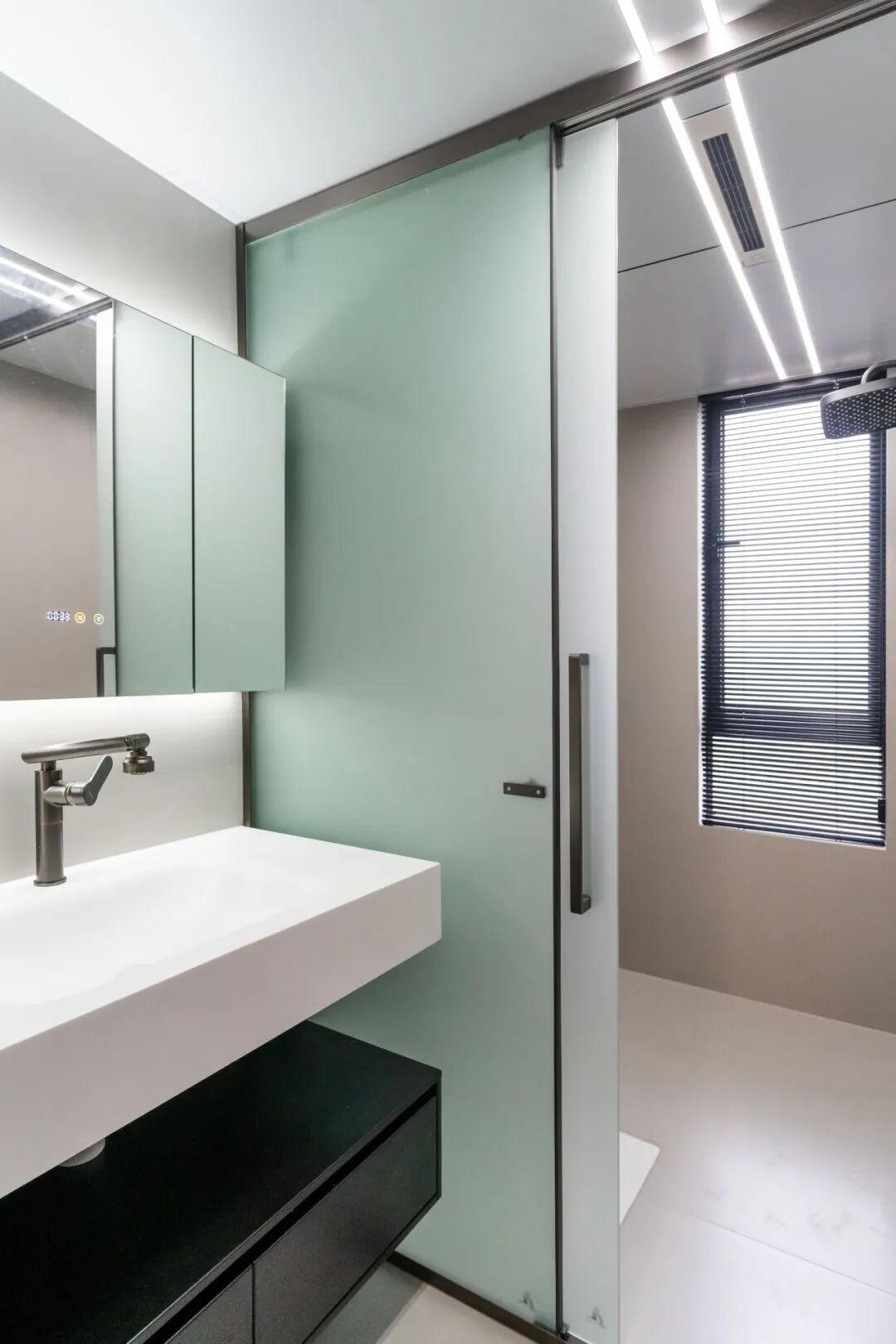 142㎡意式轻奢风：木质勾勒温润质感，细节打造理想人居！