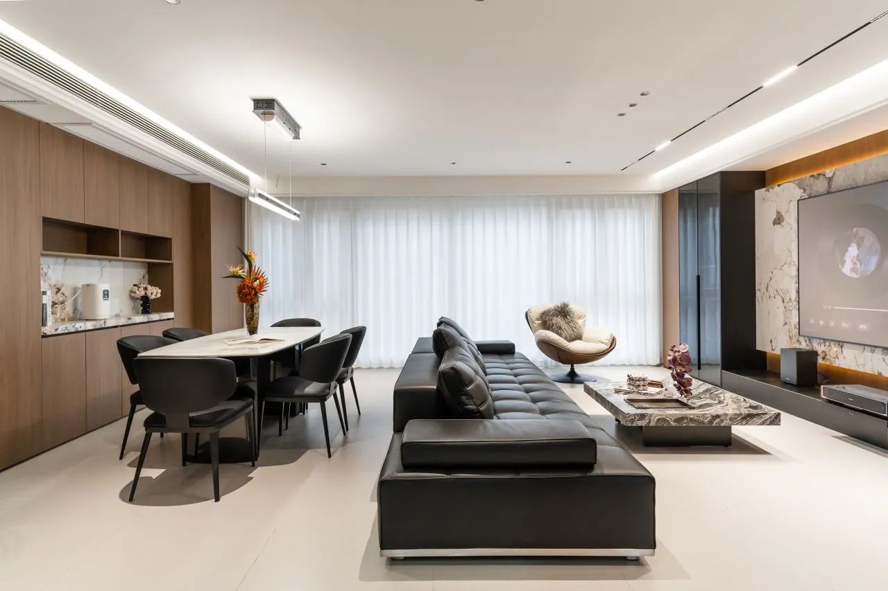 142㎡意式轻奢风：木质勾勒温润质感，细节打造理想人居！