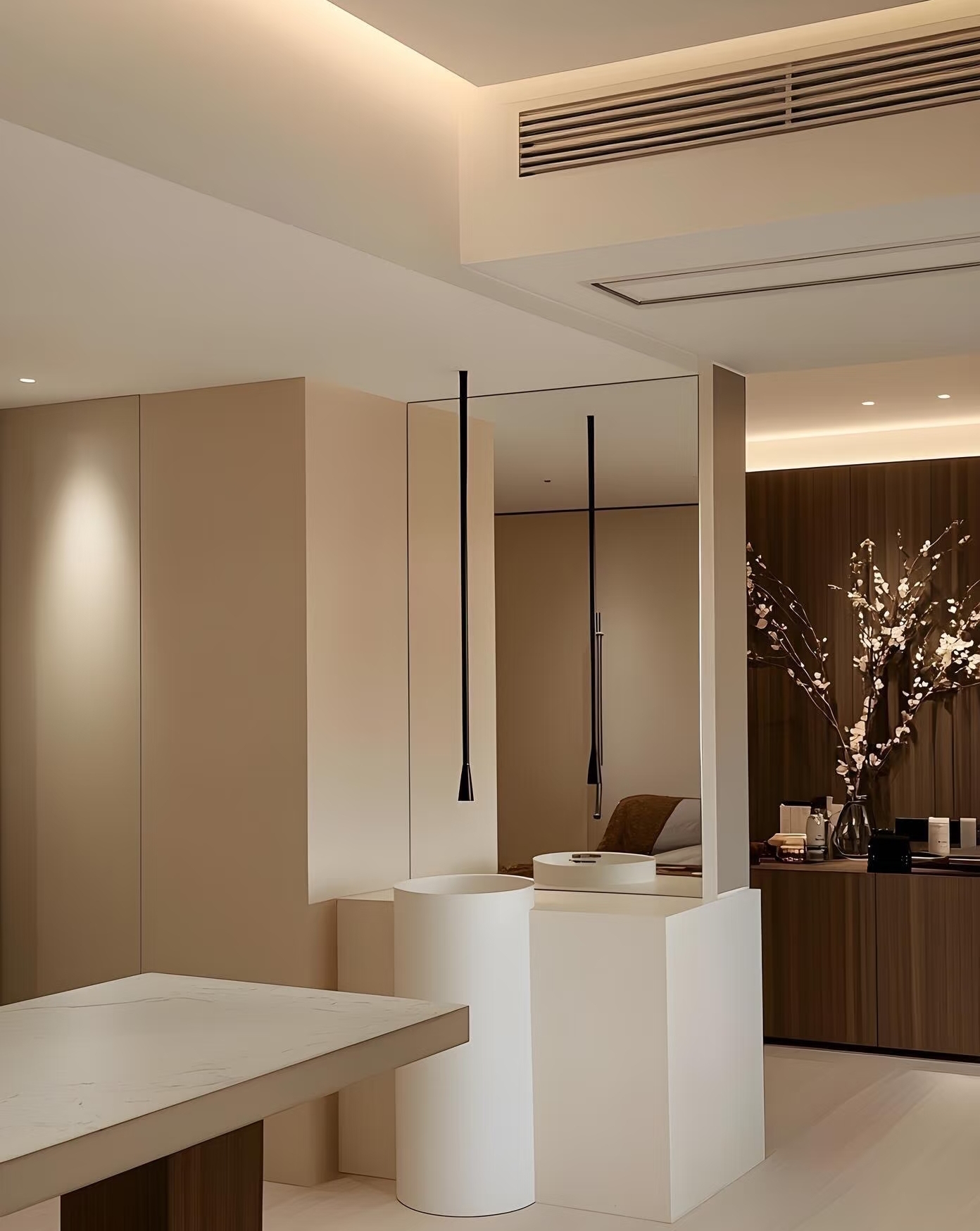 最好的装修，是把家装成喜欢的样子
就像这套原木简约风玄关，
每一处细节都藏着对生活的热爱