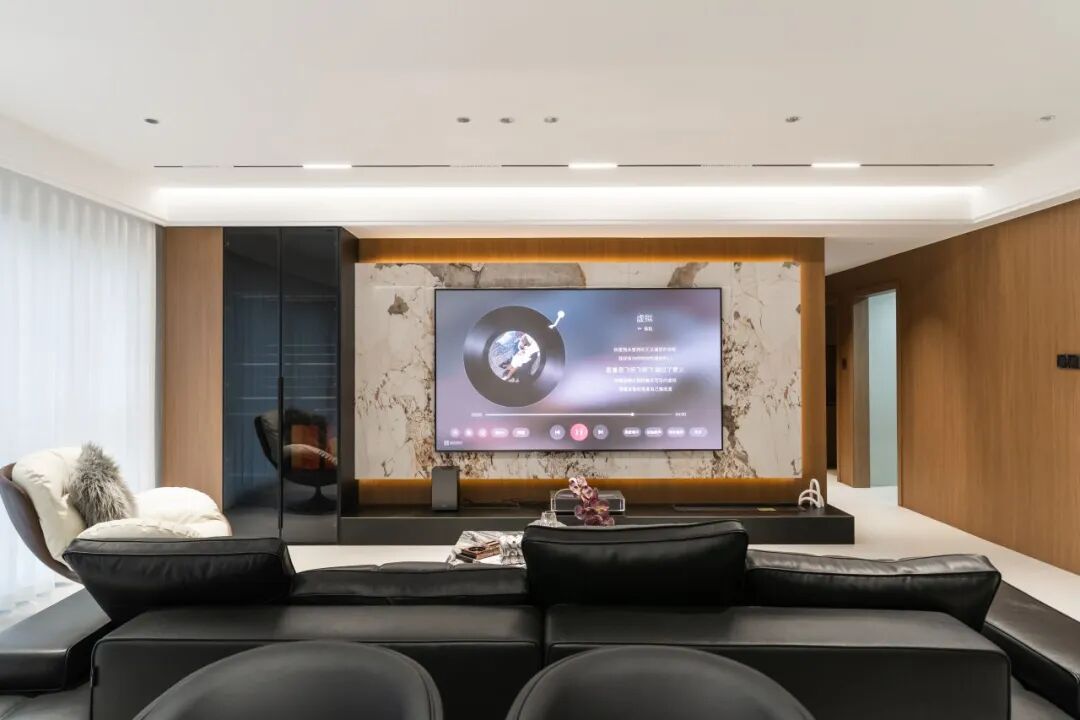 142㎡意式轻奢风：木质勾勒温润质感，细节打造理想人居！