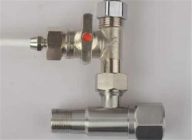 卫生间水管记得装上分水器