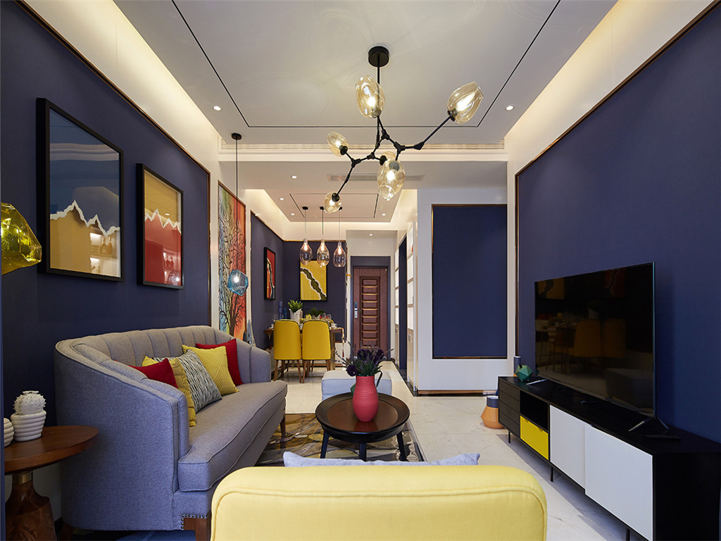 家里装修做门量尺寸需要注意什么？