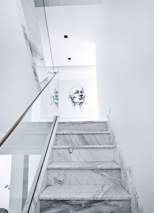 楼梯这样设计,看起来很美