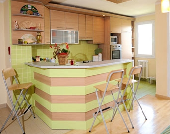 大胆用色巧妙装饰 80平二手房温馨改造 大胆用色巧妙装饰 80平二手房温馨改造