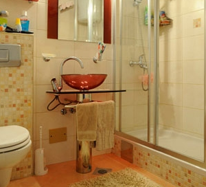 大胆用色巧妙装饰 80平二手房温馨改造 大胆用色巧妙装饰 80平二手房温馨改造