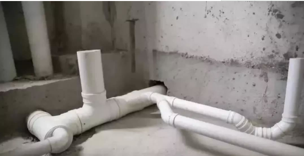 水电走顶好还是走地好？